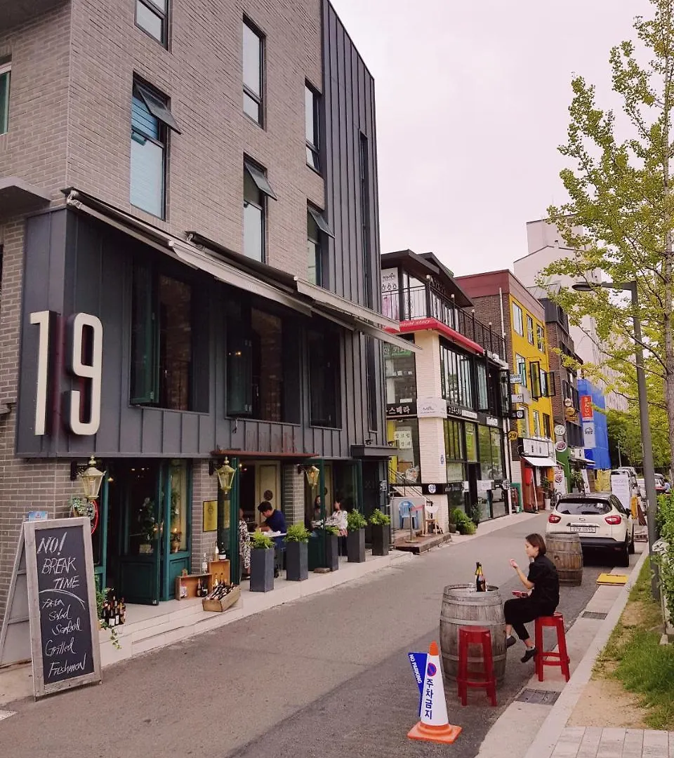 Log House Daire Seul 0*,
